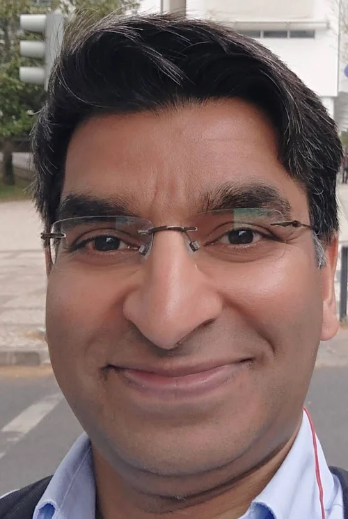 Sat Pillai